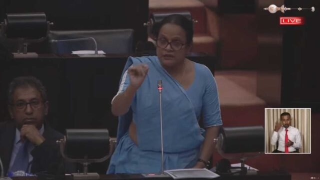 1300-membros-do-partido-politico-do-Sri-Lanka-mortos-por.jpg 1300 membros do partido político do Sri Lanka mortos por JVP apresentados no Parlamento: legislador