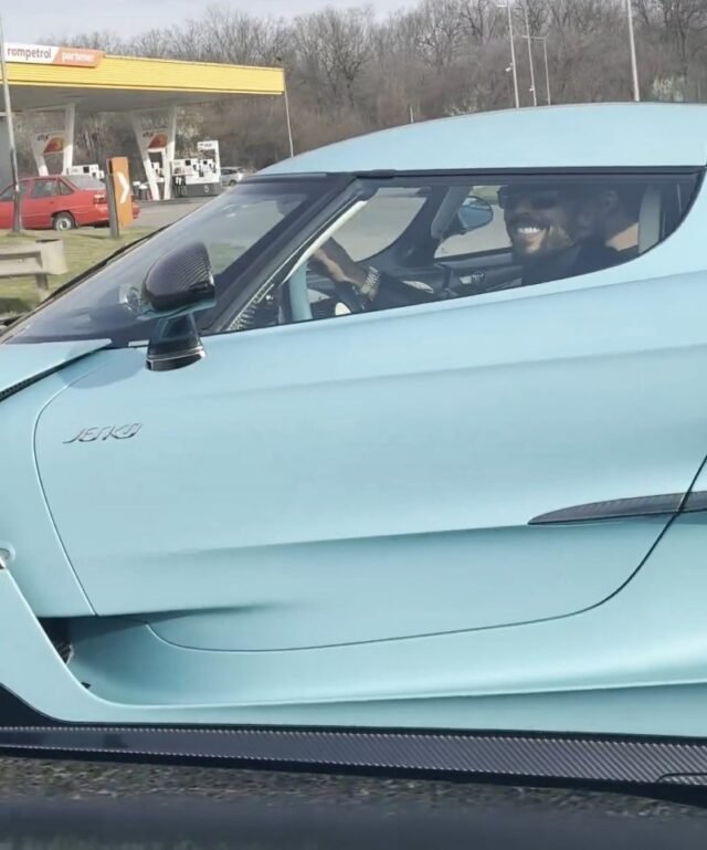 Andrew Tate enfrentando uma nova investigação policial após o Joyride em £ 3m Koenigsegg - momentos antes de se quebrar no meio da estrada
