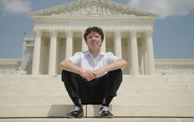 As crianças trans estão enfrentando uma nova realidade aterrorizante
