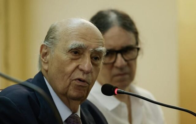 Julio María Sanguinetti se torna membro correspondente da Academia Brasileira de Cartas - MercOpress
