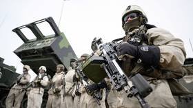 Macron-pede-a-UE-a-se-abandonar.jpg Macron pede a UE a se abandonar