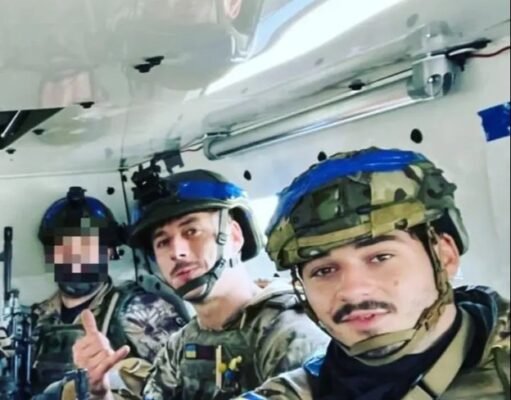 Meu rapaz corajoso deixou a uni para lutar com sua morte na Ucrânia – Ghouls me dizem ‘Ele conseguiu o que merecia’, mas ele era um verdadeiro herói Meu rapaz corajoso deixou a uni para lutar com sua morte na Ucrânia - Ghouls me dizem 'Ele conseguiu o que merecia', mas ele era um verdadeiro herói