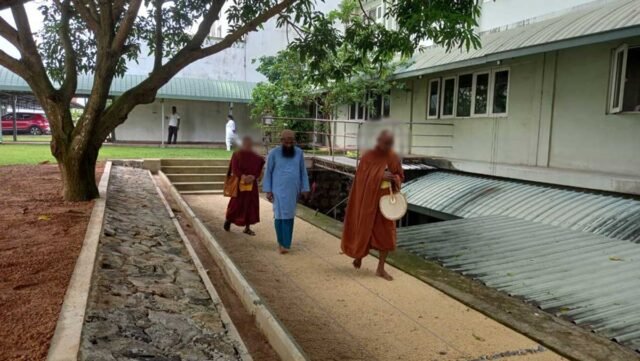 O médico do Sri Lanka sob vigilância em East nega as acusações de extremismo
