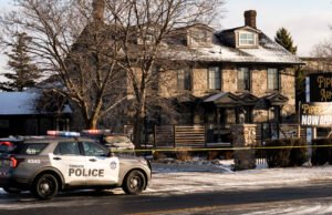 Pelo menos 12 feridos no tiroteio de pub de Toronto Pelo menos 12 feridos no tiroteio de pub de Toronto