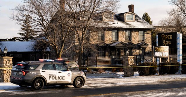 Pelo menos 12 feridos no tiroteio de pub de Toronto
