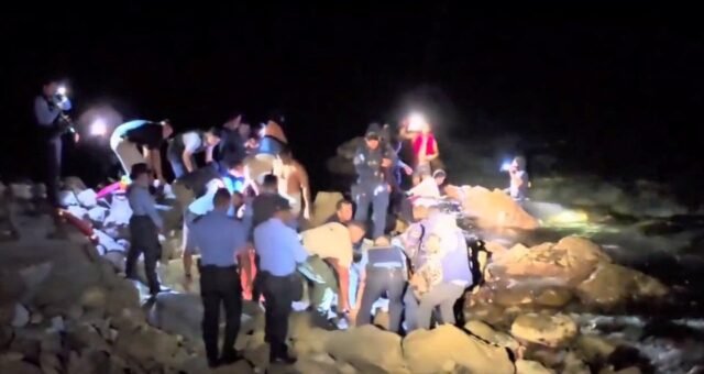 Plano-carregando-17-pessoas-acidentes-minutos-apos-a-decolagem-de.jpg Plano carregando 17 pessoas acidentes minutos após a decolagem de matar estrela da música e 11 passageiros na costa de Honduras