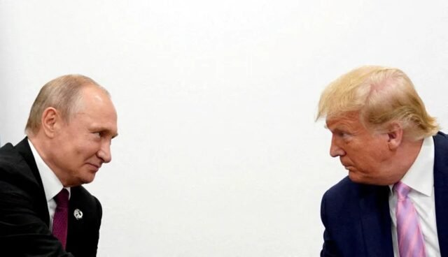 Putin-talentou-o-belo-retrato-de-Trump-confirma-o.webp.jpeg Putin talentou o belo retrato de Trump ', confirma o Kremlin - depois que o presidente bateu o trabalho do artista britânico' verdadeiramente o pior '