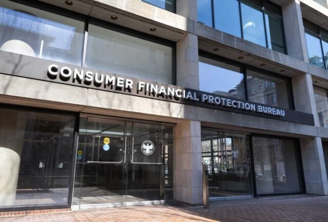As demissões da equipe do CFPB podem prosseguir, Regras do Tribunal de Apelações: NPR
