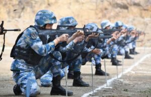 Conheça ‘Dragões Sea’ Shady da China – o treinamento da unidade de elite para invasão de Taiwan com pistolas subaquáticas e batalhas piratas Conheça 'Dragões Sea' Shady da China - o treinamento da unidade de elite para invasão de Taiwan com pistolas subaquáticas e batalhas piratas