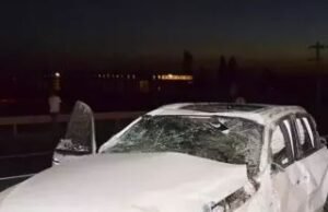 Dois mortos após a família Brit ‘Fips Car’ em Horror Highway Crash como três levados ao hospital Dois mortos após a família Brit 'Fips Car' em Horror Highway Crash como três levados ao hospital