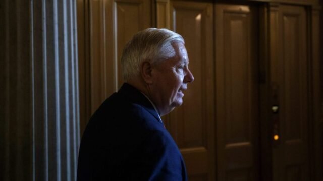 Graham-preve-que-a-Guerra-da-Russia-Ucrania-cesse-fogo-antes-do.jpg Graham prevê que a Guerra da Rússia-Ucrânia cesse-fogo antes do Natal