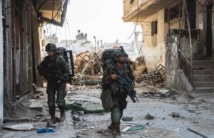 Israel chama 60k tropas para ‘Operação Gideon’s Chariots II’ para assumir o controle da cidade de Gaza, enquanto o Ministro da Defesa aprova o Plano Israel chama 60k tropas para 'Operação Gideon's Chariots II' para assumir o controle da cidade de Gaza, enquanto o Ministro da Defesa aprova o Plano