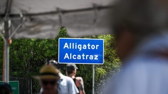 Juiz da Flórida ordena desmontagem de 'Alligator Alcatraz'
