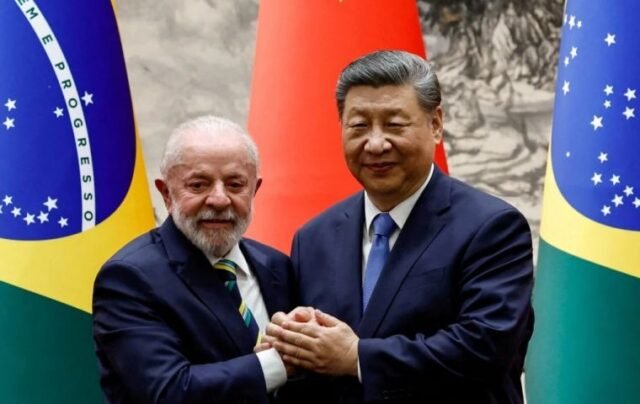 Lula-e-Xi-Jinping-discutem-questoes-bilaterais-e-globais.jpg Lula e Xi Jinping discutem questões bilaterais e globais - MercOpress