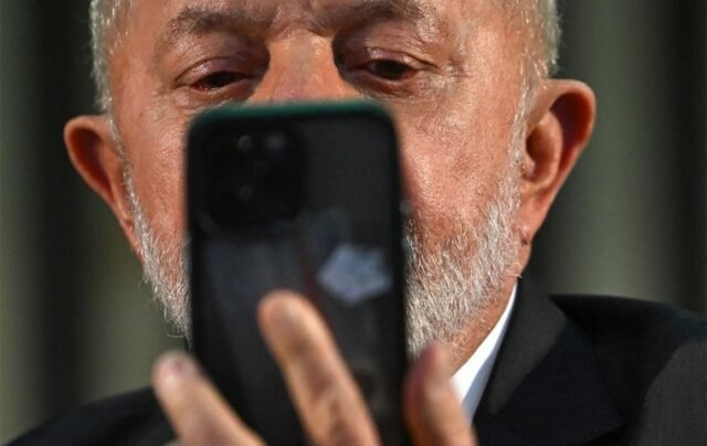 Lula enviando conta ao Congresso para regular as mídias sociais - MercOpress
