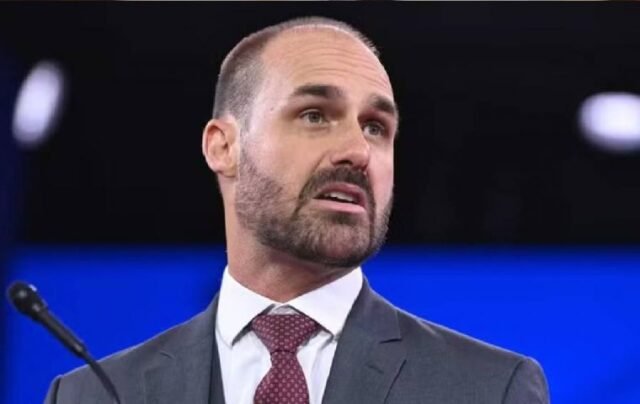 Nos-ainda-nao-temos-ases-sob-a-manga-Eduardo-Bolsonaro.jpg Nós ainda não temos ases sob a manga, Eduardo Bolsonaro diz à FT - MercOpress