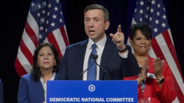 Os democratas descrevem os primeiros passos, pois o partido considera o calendário 2028 
