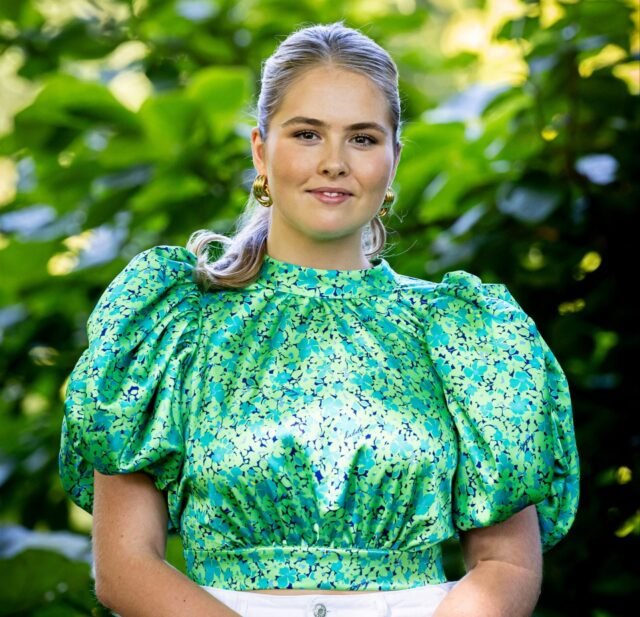 Royal Princess, 21, é vítima de 'Deepfake' pornô doente como policiais chamados para caçar criadores de vídeo vil
