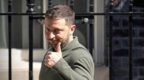 Trump-a-favor-de-concessoes-territoriais-da-Ucrania-Midia.jpg Trump a favor de concessões territoriais da Ucrânia - Mídia - RT World News