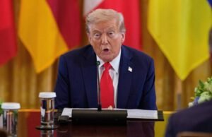 Trump exclui as tropas dos EUA que patrulham a Ucrânia para a polícia do acordo de paz, enquanto ele revela o papel que a América desempenharia quando a guerra acabar Trump exclui as tropas dos EUA que patrulham a Ucrânia para a polícia do acordo de paz, enquanto ele revela o papel que a América desempenharia quando a guerra acabar