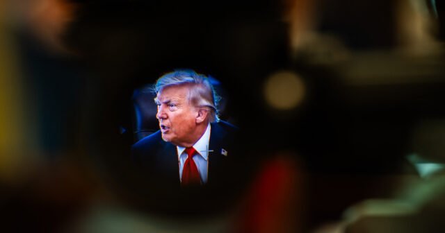 A ordem executiva de "Debanking" de Trump foi minada por seu estripamento de CFPB - ProPublica
