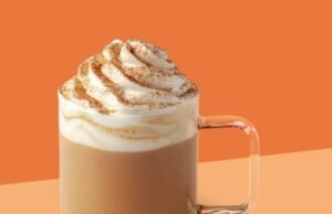 Os compradores podem obter um café Os compradores podem obter um café