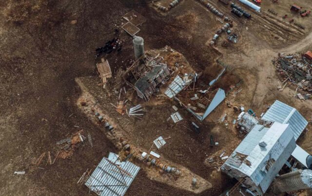 Sobre-o-que-realmente-foi-o-cracker-barril-Dica-distrair.jpg Sobre o que realmente foi o cracker barril? (Dica: distrair de crises reais de frente para o coração.)