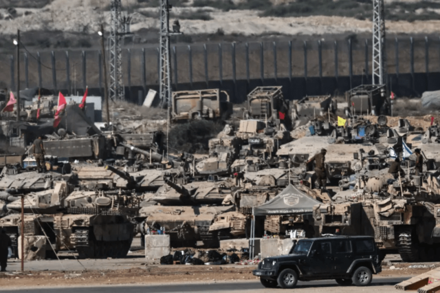 Tony Blair 'ofertas para liderar Gaza' depois que a guerra termina com Israel na reconstrução do plano preparado com Donald Trump - o sol
