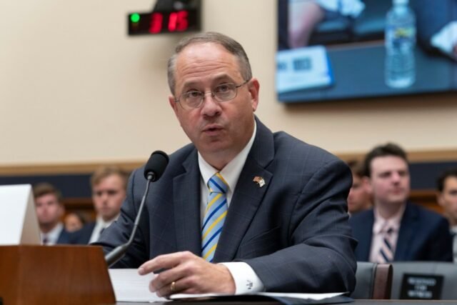 Vice -presidente da FEC, visto como candidato a Chip Roy Seat, para renunciar
