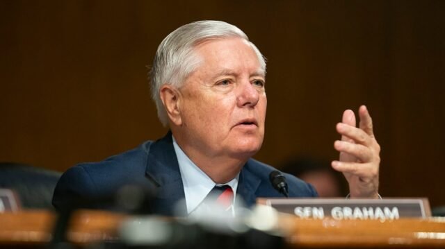 Graham diz que o desligamento não 'mudará a forma como abordo os cuidados de saúde'
