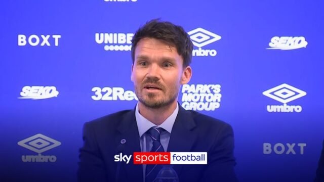 Rangers-Danny-Rohl-apoiou-o-sucesso-enquanto-Kevin-Thelwell-e.jpg Rangers: Danny Rohl apoiou o sucesso enquanto Kevin Thelwell e Patrick Stewart insistem que o clube de Ibrox 'vale a pena lutar' | Notícias de futebol