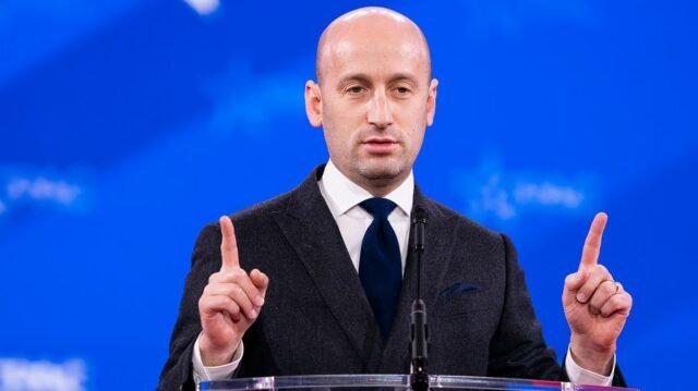 Stephen Miller: De Niro 'um velho triste, amargo e quebrado'
