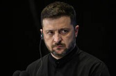 A Ucrânia é demasiado corrupta para aderir à UE e o Ocidente é demasiado desonesto para confiar – RT World News A Ucrânia é demasiado corrupta para aderir à UE e o Ocidente é demasiado desonesto para confiar – RT World News