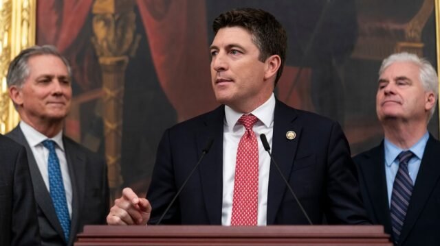 Comitê da Câmara marca audiência sobre proibição de negociação de ações no Congresso
