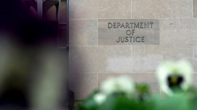 DOJ argumenta que militares dos EUA não podem ser processados ​​por ataques com barcos de drogas
