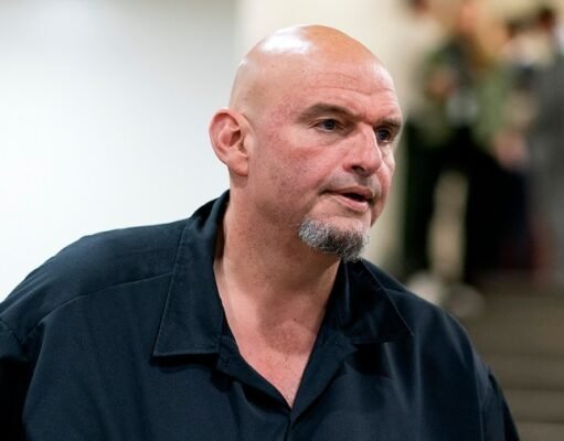 Fetterman sobre novos e-mails de Epstein mencionando Trump: ‘Absolutamente preocupante’ Fetterman sobre novos e-mails de Epstein mencionando Trump: ‘Absolutamente preocupante’