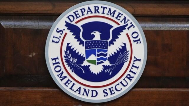 Guarda-Costeira-localiza-navio-russo-a-24-quilometros-do-Havai.jpg Guarda Costeira localiza navio russo a 24 quilômetros do Havaí