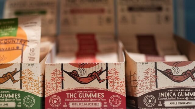 Indústria do cânhamo planeja próximo passo após Trump assinar proibição do THC
