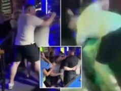 Momento chocante: Turista britânico briga com companheiro de viagem depois que ‘homem colocou os pés descalços no encosto de cabeça’ Momento chocante: Turista britânico briga com companheiro de viagem depois que ‘homem colocou os pés descalços no encosto de cabeça’