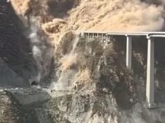 Momento de terror, pacote de ‘robôs LOBOS’ armados em punho invade o campo de batalha enquanto os bots lideram a gigantesca força de invasão de Taiwan na China Momento de terror, pacote de 'robôs LOBOS' armados em punho invade o campo de batalha enquanto os bots lideram a gigantesca força de invasão de Taiwan na China