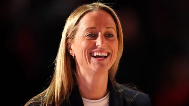 TRANSMISSAO-AO-VIVO-Veja-o-Vitality-Roses-do-Netball-da.jpg TRANSMISSÃO AO VIVO: Veja o Vitality Roses do Netball da Inglaterra receber o Silver Ferns da Nova Zelândia em uma série de três testes | Notícias de netball