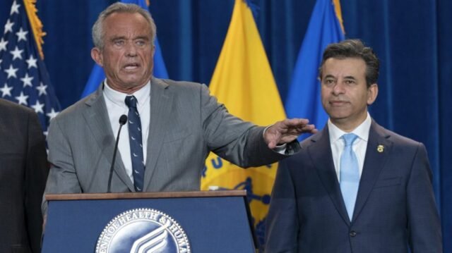 Vance, RFK Jr. se misturarão com executivos de saúde e influenciadores na cúpula DC MAHA
